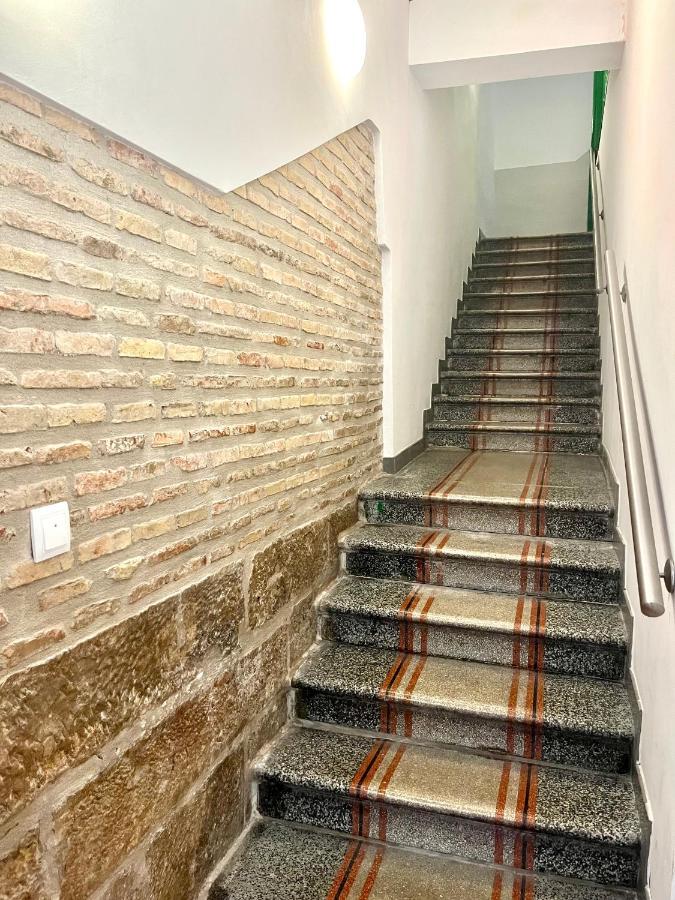 Suite Loft Laurel ログローニョ エクステリア 写真